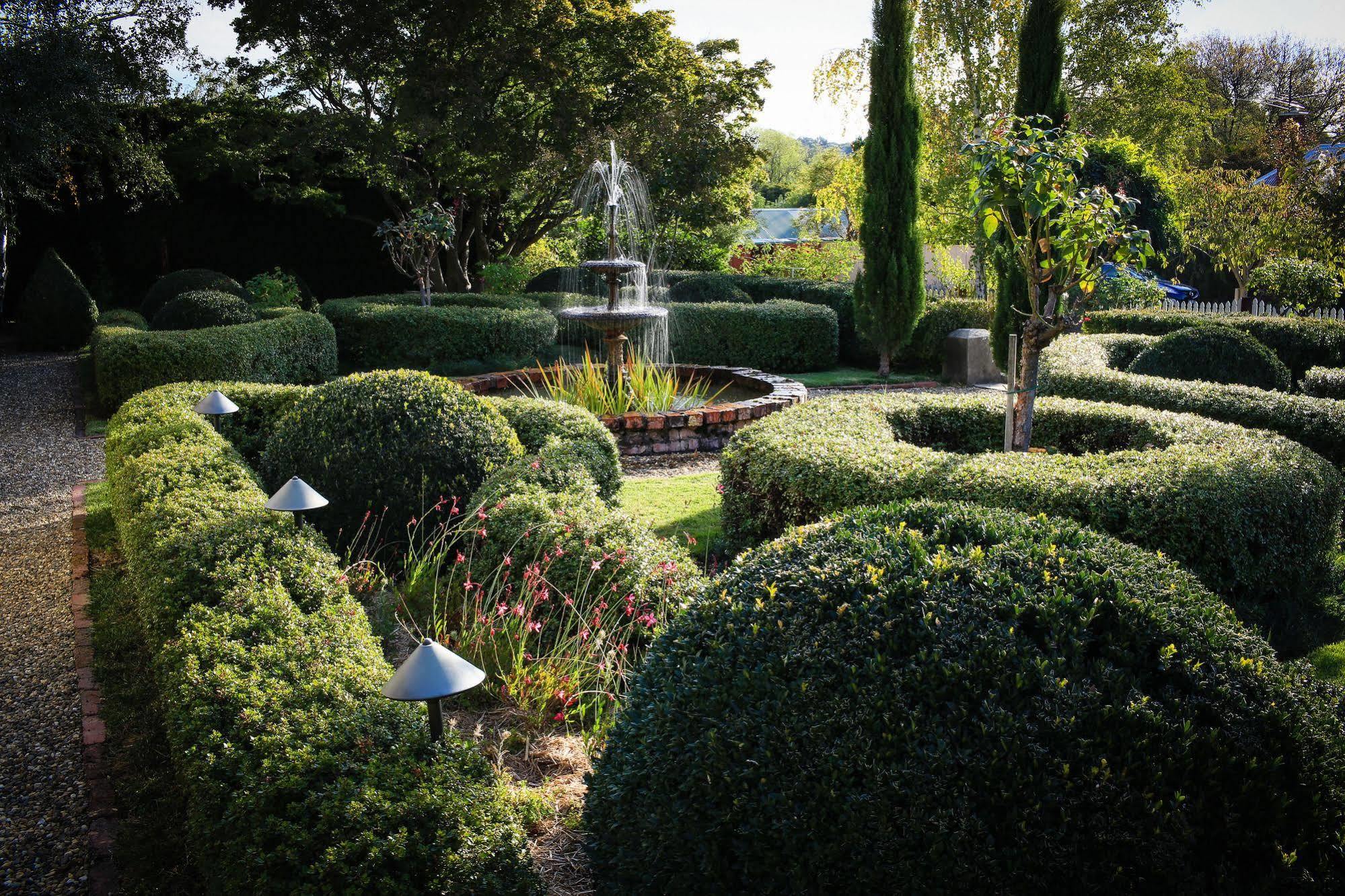 Barnsley House Bed And Breakfast Бічворт Екстер'єр фото